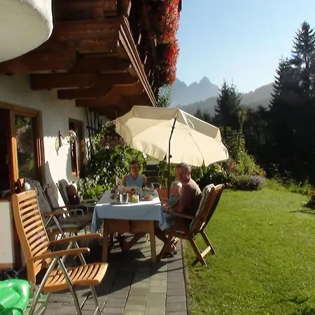 Holiday Apartment With 2 Bedrooms Hébergement de vacances Fieberbrunn